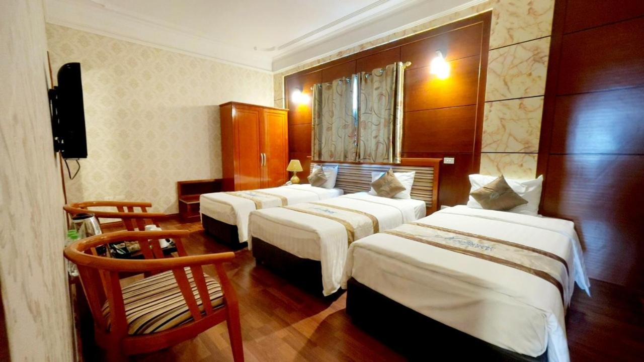 Moon View Hotel - 65 Cua Bac - By Bay Luxury Hanoi Exteriör bild